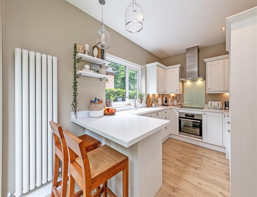 Images for Vicarage Lane, Helsby, Frodsham