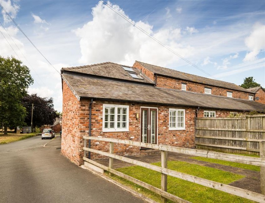 Images for Hapsford Hall Barns, Moor Lane, Hapsford, Frodsham