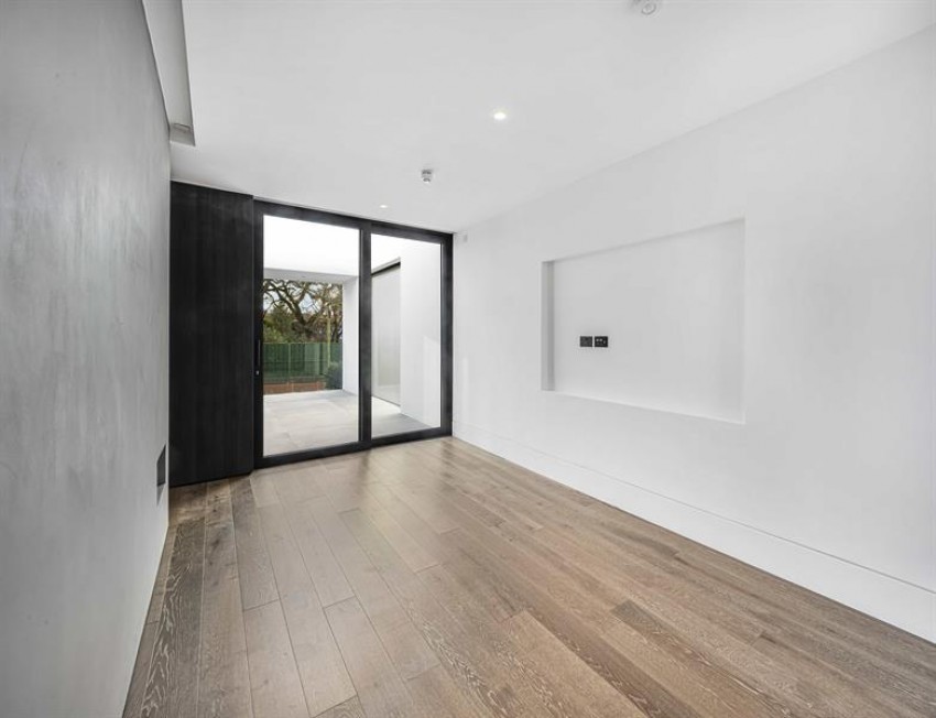 Images for Apt 3, Quadrant, North Road, Hale