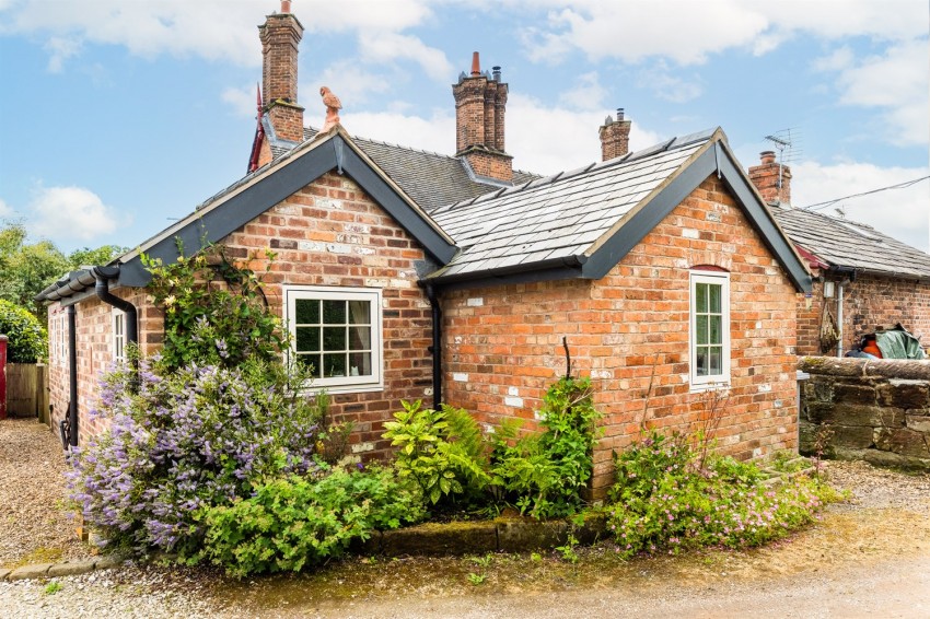 Images for Bank Cottage, Stone House Lane, Peckforton, Tarporley