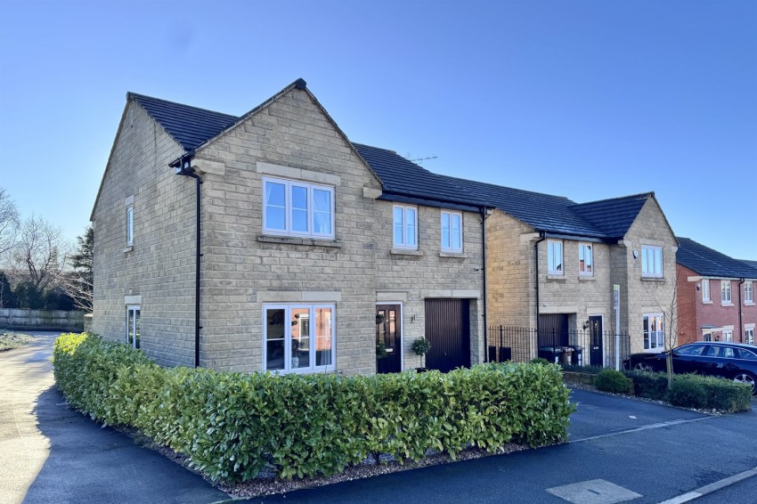 Images for Hawthorn Drive, Glossop