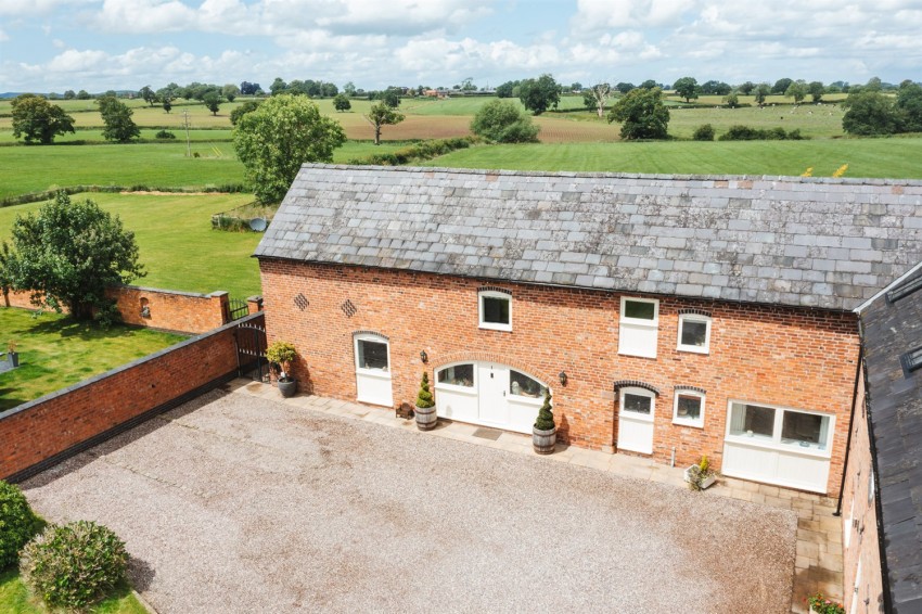 Images for The Barns, Henhull Bridge Barn, Henhull