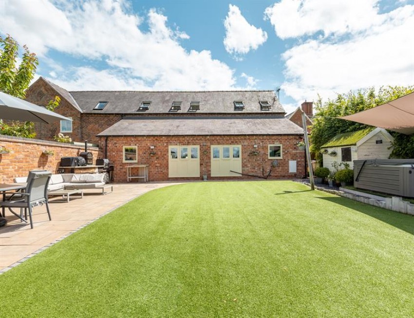 Images for The Barns, Henhull Bridge Barn, Henhull