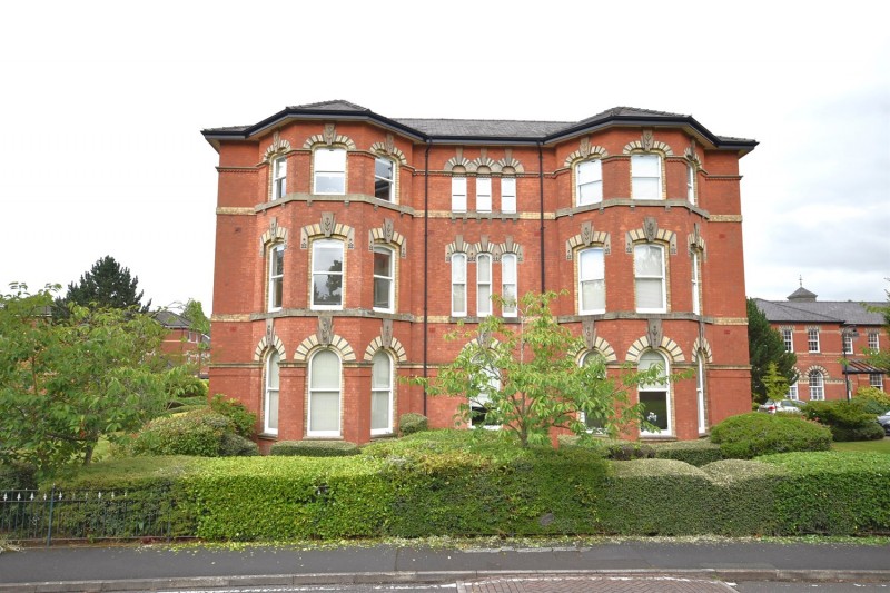 Sandringham House, Kensington Square, Macclesfield