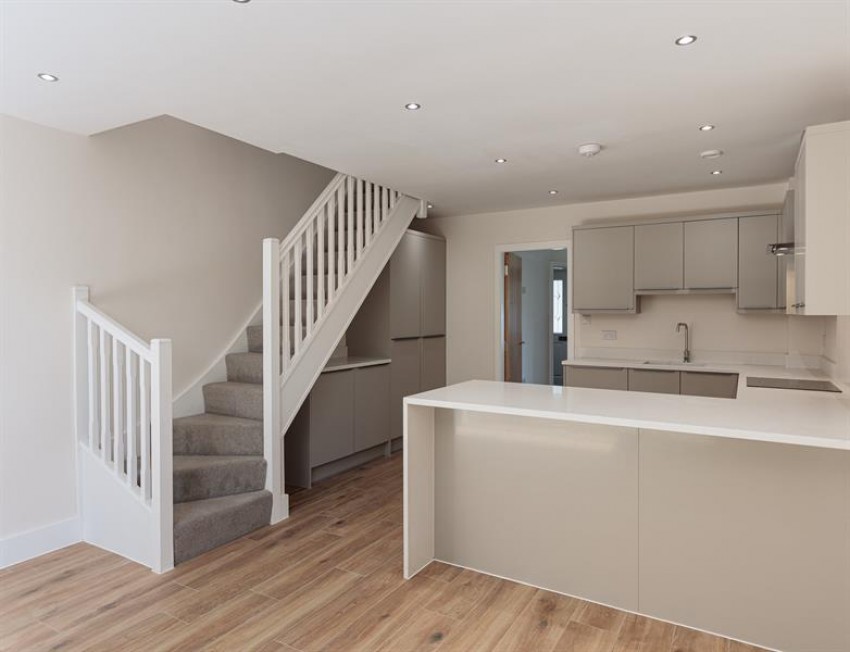 Images for 11 Dyar Terrace, Winnington